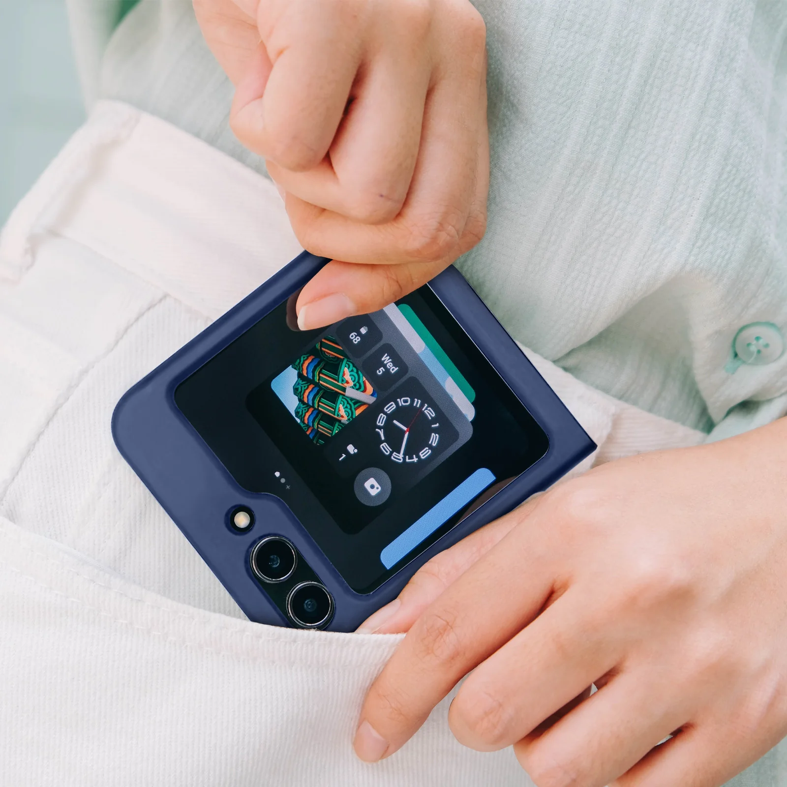 Cover in silicone con interni in microfibra per Samsung Z Flip 5 - Image 16